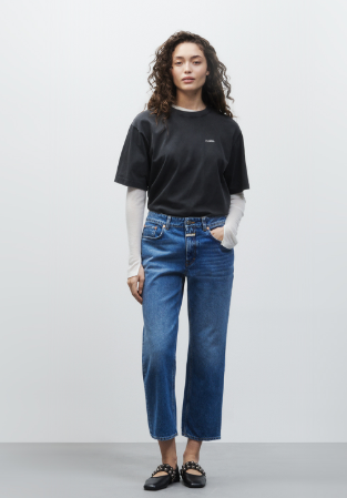 Closed: Il Denim Premium che Conquista l'Italia con Stile e Sostenibilità